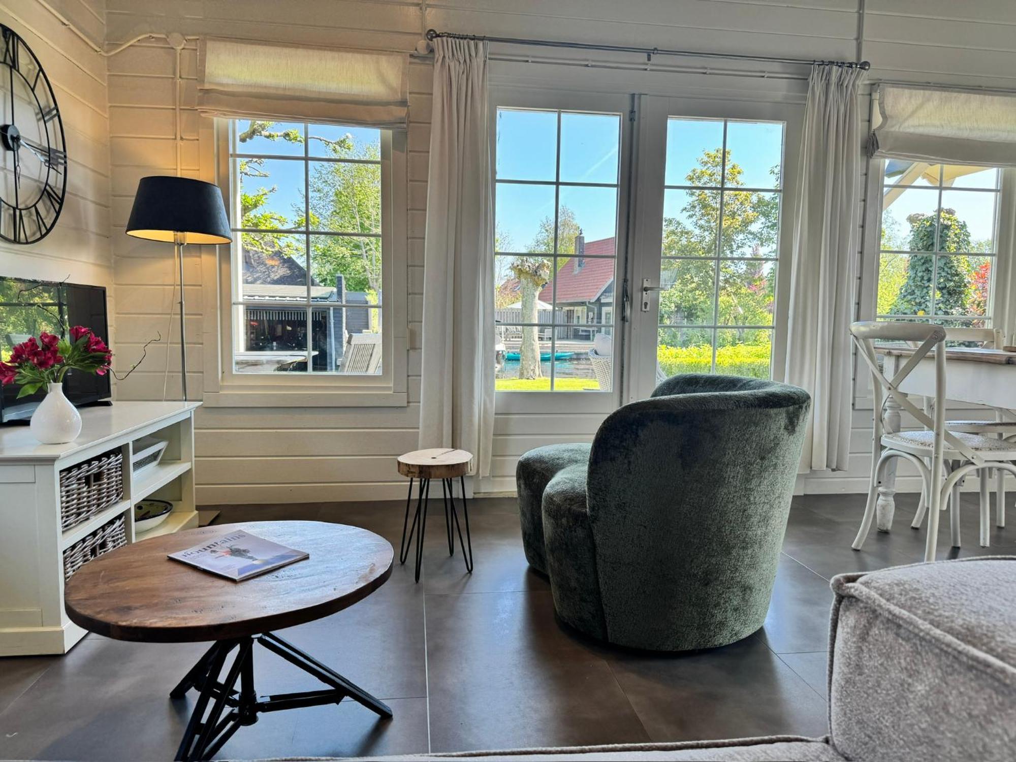 D'Oude Herbergh, Vakantiehuizen Aan Het Water Terherne Esterno foto